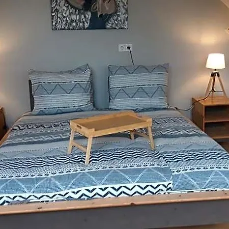 Bed and Breakfast Eendrachtweg 4 3*
